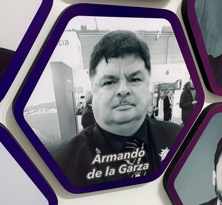 Armando de la Garza