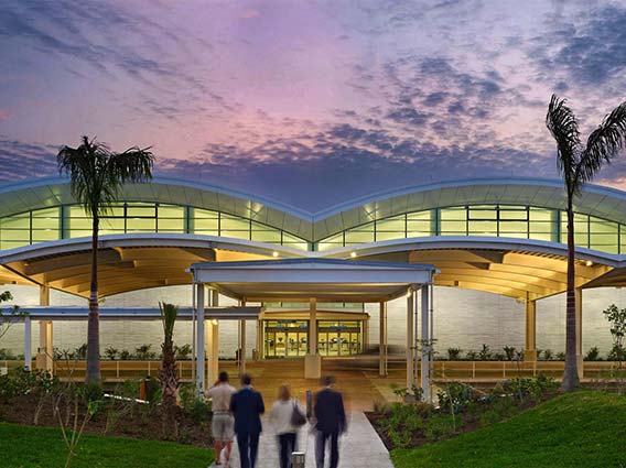 Completan en Bahamas renovación del aeropuerto Internacional Lynden Pindling