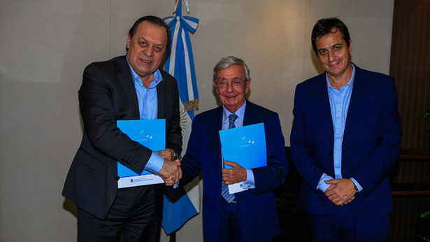 Firman acuerdo para promocionar el turismo gastronómico argentino