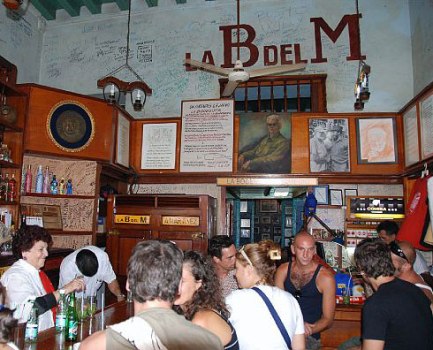 Cumple siete décadas la legendaria Bodeguita del Medio, en La Habana