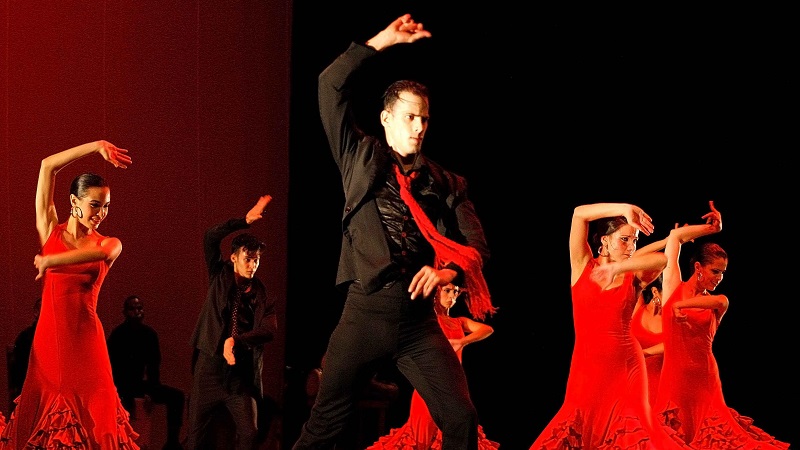 BEC: 30 años iluminando la escena