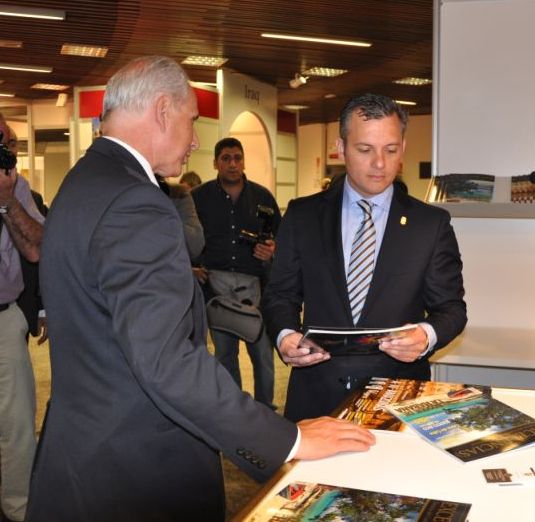 España: Primer Ministro de Curazao anuncia construcción de puerto espacial en la isla caribeña