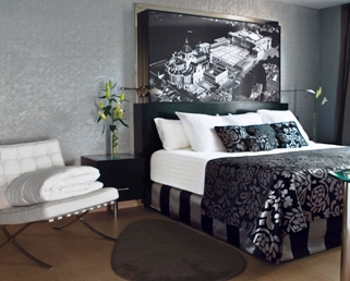 En la web, Meliá Hotels Store, una tienda online de productos de cama y baño de esa marca 