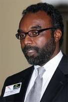 Vincent Vanderpool Wallace, Ministro de Turismo y Aviación de Bahamas